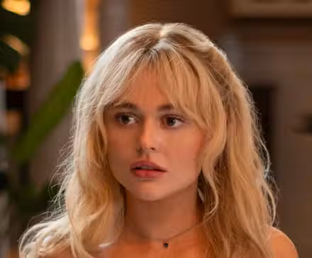 Cady de Emily Alyn Lind en Éramos mentirosos