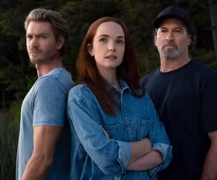 Reparto de Sullivan's Crossing con Chad Michael Murray, Morgan Kohan y Scott Patterson.