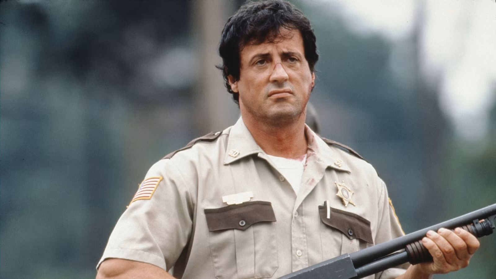 El remake televisivo del thriller clásico de 29 años de Sylvester Stallone avanza oficialmente en Paramount+