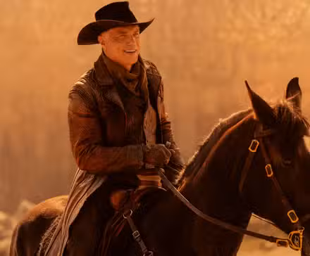 Capitán vaquero Pike a caballo