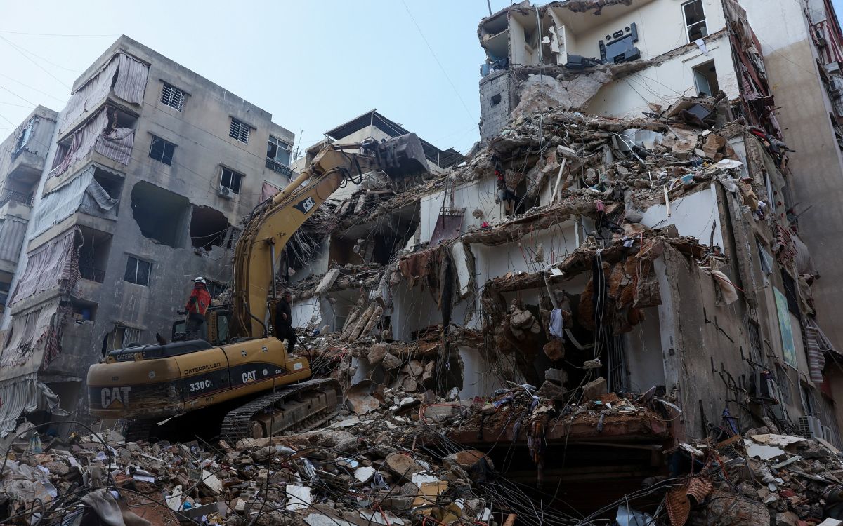 Aristegui en Vivo: Nuevo incendio en refinería Dos Bocas; Unicef critica 'devastación masiva' en Líbano (10/04/2026)