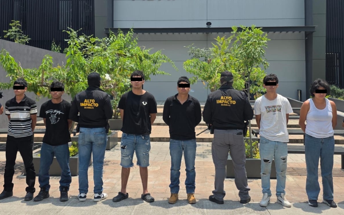 Caen 6 presuntos integrantes de La Familia Michoacana mientras colocaban narcomanta en Morelos