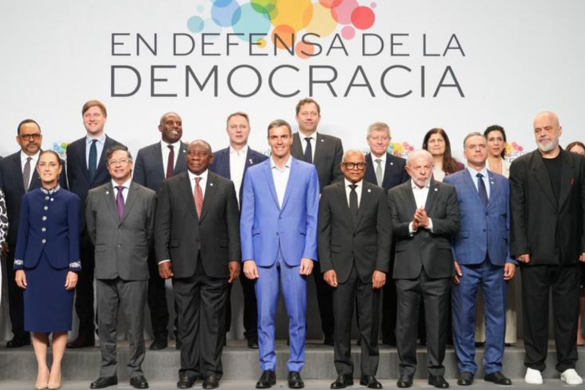 Desde Barcelona, España, México y Brasil piden respeto a la "integridad territorial" de Cuba