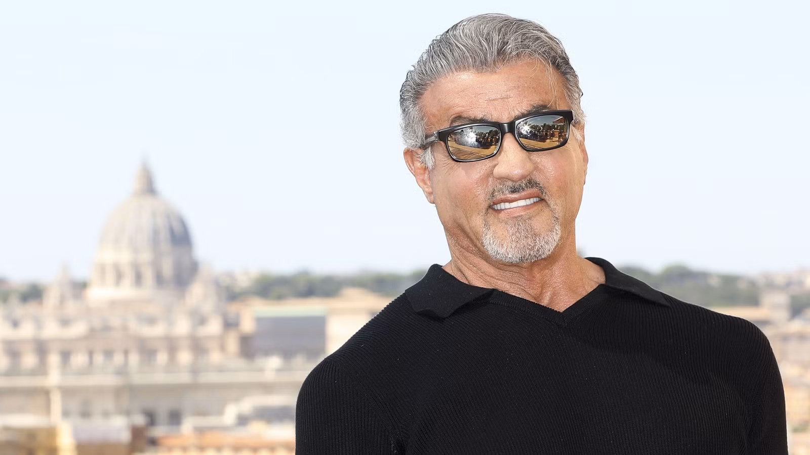 El joven Sylvester Stallone se niega a dar marcha atrás en el tráiler de I Play Rocky