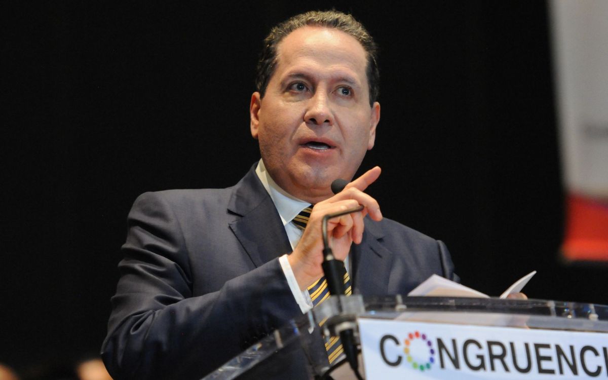 Esposa de Eruviel Ávila lo denuncia por violencia y amenazas; exgobernador responde