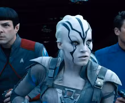 Spock Jayla y Huesos