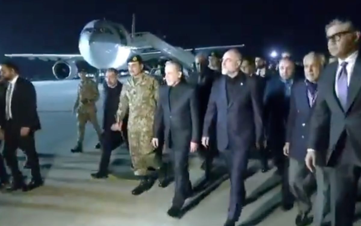 Llega la delegación iraní a Islamabad para las conversaciones con EE. UU.