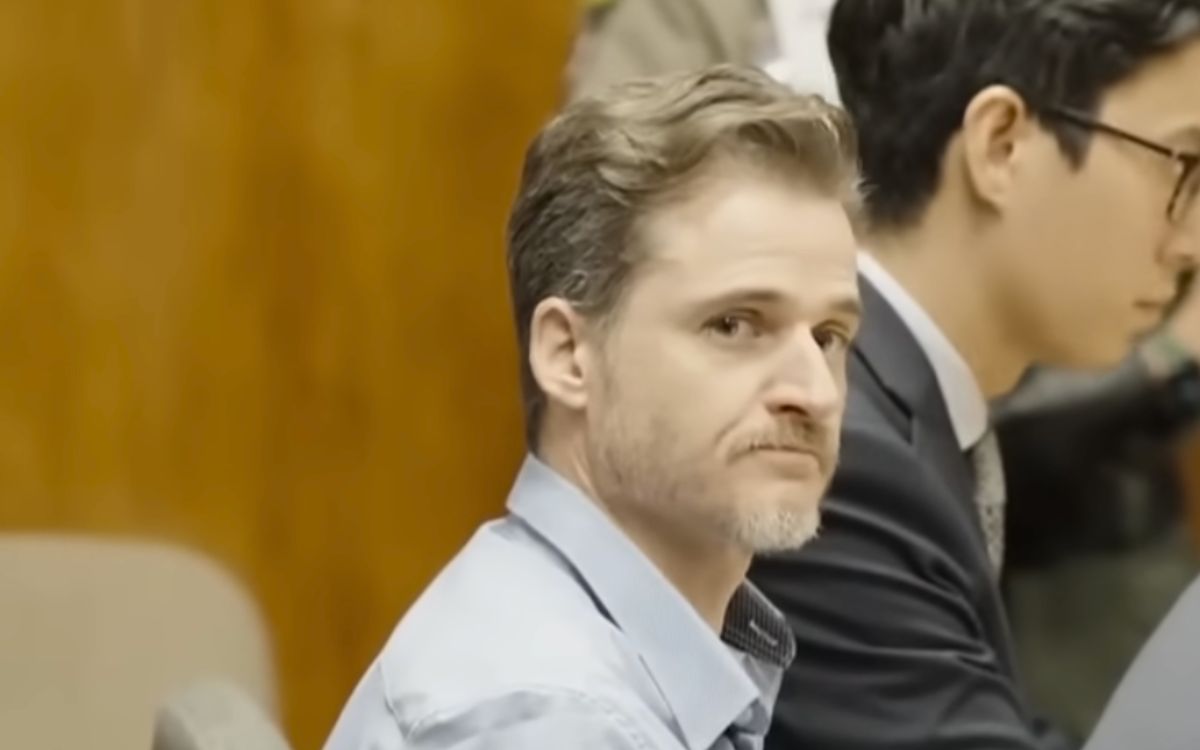 Médico intentó matar a su esposa durante su cumpleaños aventándola de un acantilado en Hawái