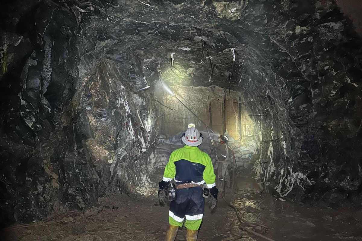 Mina Santa Fe: refuerzan trabajos para hallar a 3 mineros