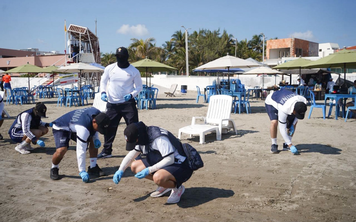 Recogen casi 900 toneladas de hidrocarburo en 48 playas de Veracruz, Tabasco y Campeche