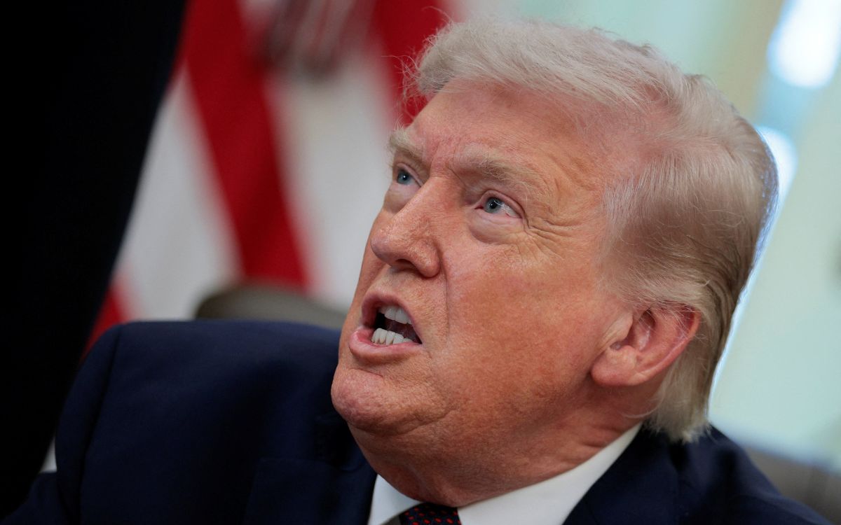 Trump amaga con bombardear Irán hasta la 'aniquilación'; asegura que le ha pedido un alto al fuego