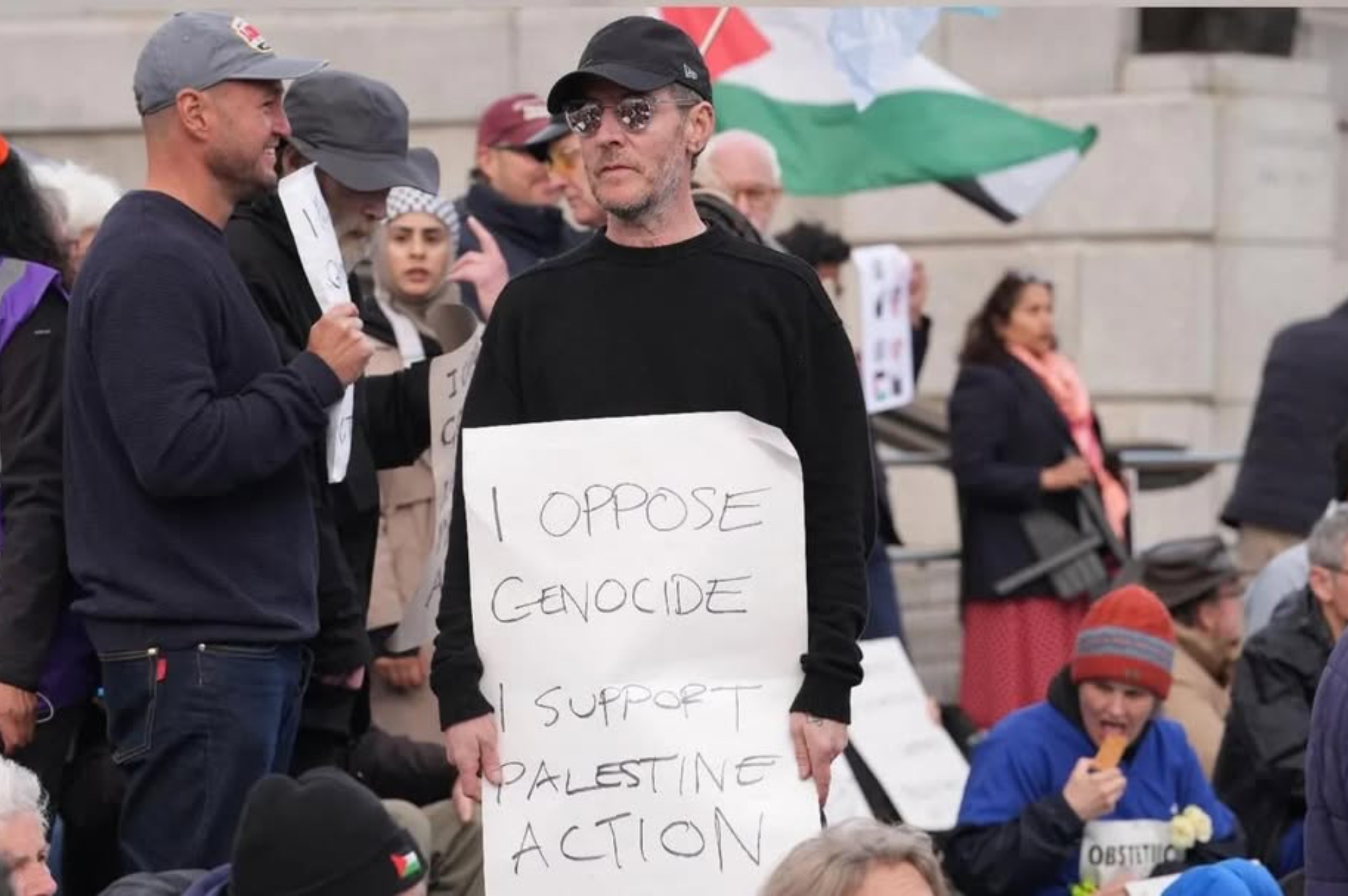 Vocalista de Massive Attack entre los más de 500 detenidos en la protesta a favor de Palestine Action