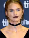 Foto de cabeza de Chloe East