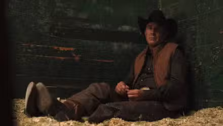 John Dutton triste en Yellowstone