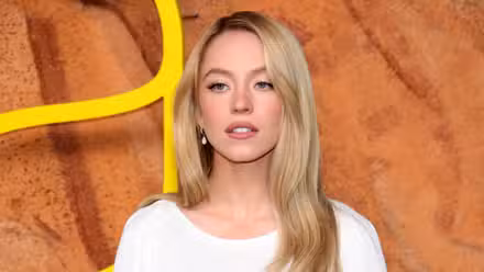 Sydney Sweeney en la alfombra roja para el estreno de la temporada 3 de Euphoria