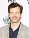 Foto de cabeza de Tom Everett Scott