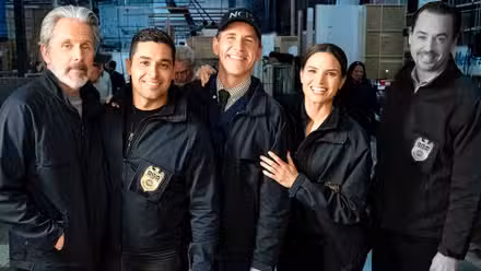 Parker, Torres, Palmer, Knight y McGee en NCIS