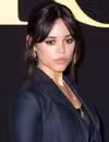 Foto de cabeza de Jenna Ortega en la Semana de la Moda de París Primavera/Verano 2024 - Dior