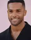 Foto de cabeza de Lucien Laviscount