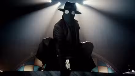 Nicolas Cage disfrazado de Spider-Noir