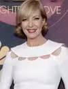 Foto de cabeza de Allison Janney