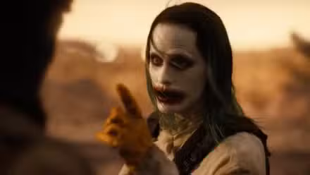 Jared Leto como el Joker en la secuencia de Knightmare en La Liga de la Justicia de Snyder
