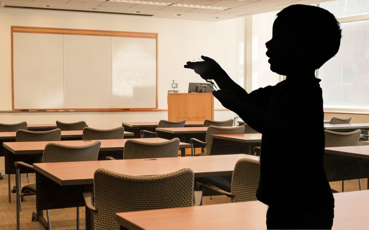 Bloqueos obligan clases virtuales en Colima