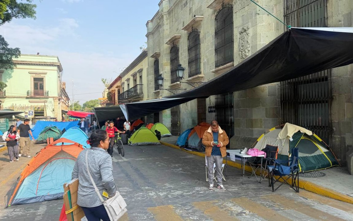 CNTE toma todo el centro de Oaxaca