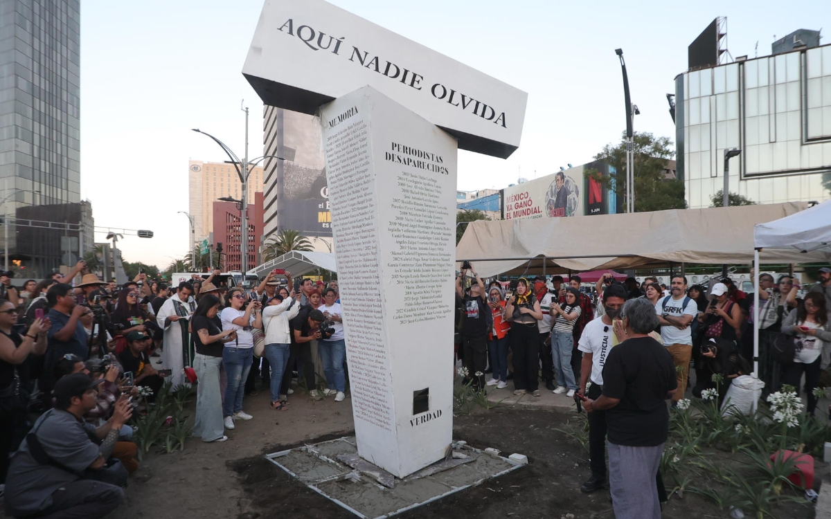 El antimonumento que recuerda a los periodistas asesinados y desaparecidos en México