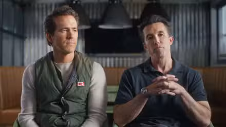 BIENVENIDOS A WREXHAM, Ryan Reynolds, Rob Mac