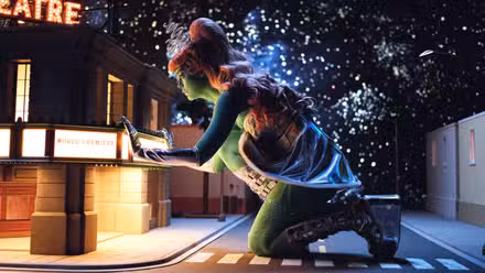 Margo es un extraterrestre en Margo's Got Money Troubles