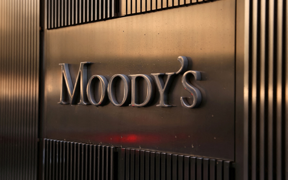Moody’s rebaja la calificación crediticia de México por el "debilitamiento fiscal"