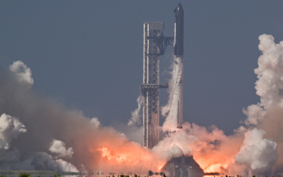 SpaceX lanza con éxito su megacohete Starship
