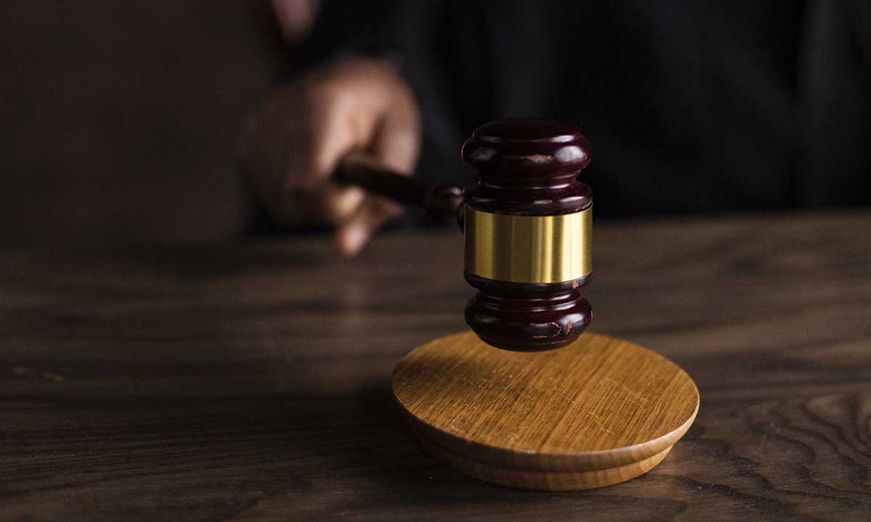 Suprema Corte protege cosa juzgada en embargos bancarios