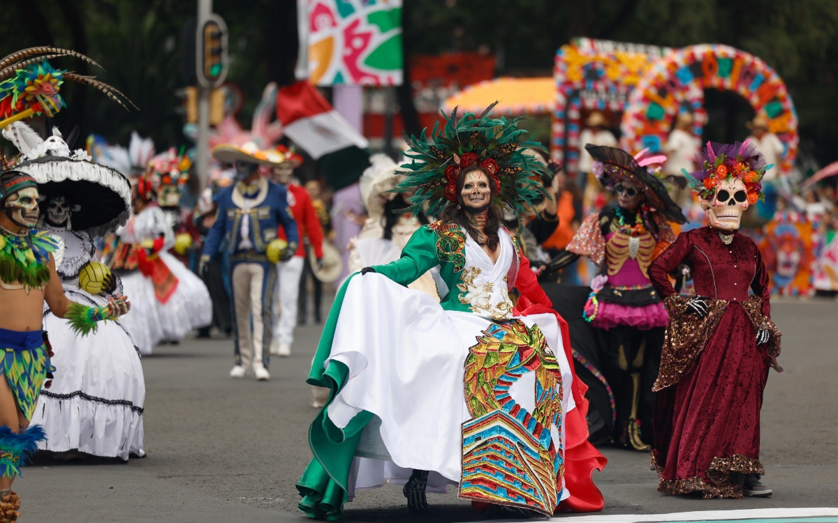 Así se vivió el Gran Desfile Mundialista en la CDMX: catrinas, danzantes prehispánicos, alebrijes y futbol