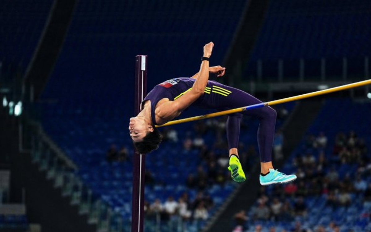 Atletismo | Erick Portillo pega un salto a lo alto del podio en Ostrava, República Checa | Video