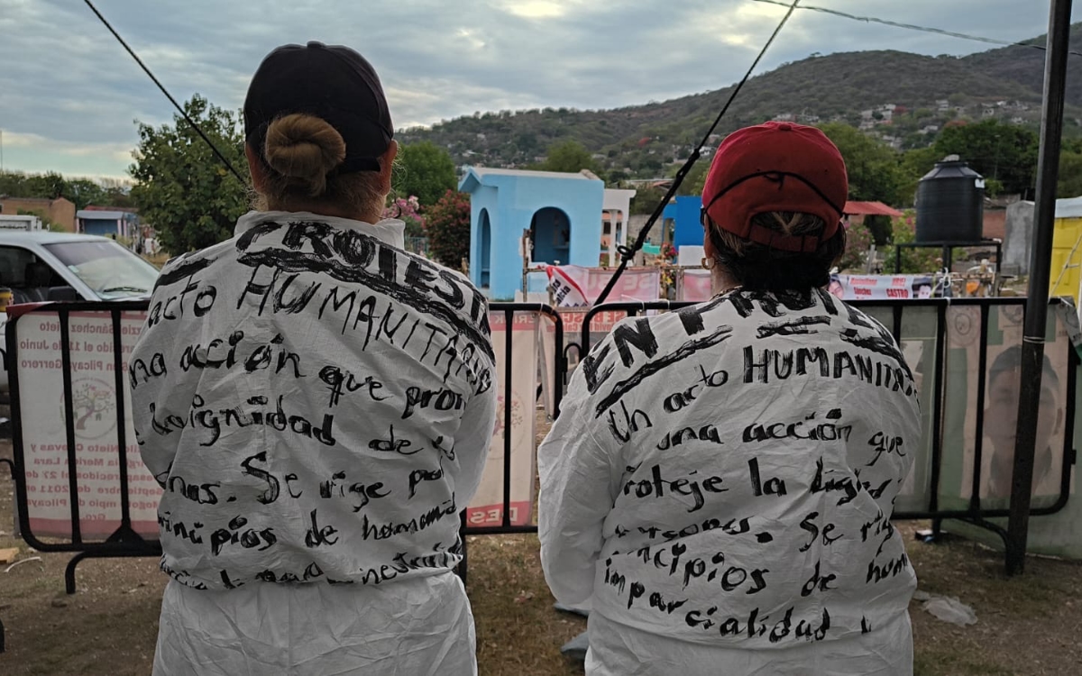 Bebés y mujeres hallados durante sexta exhumación en Jojutla, Morelos; recuperan 100 cuerpos