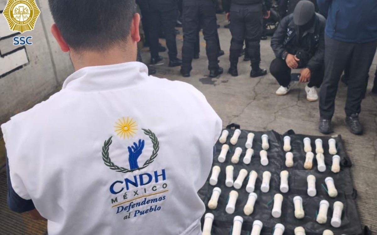Decomisan 59 petardos a maestros y normalistas que arribaron a la CDMX para reforzar a la CNTE