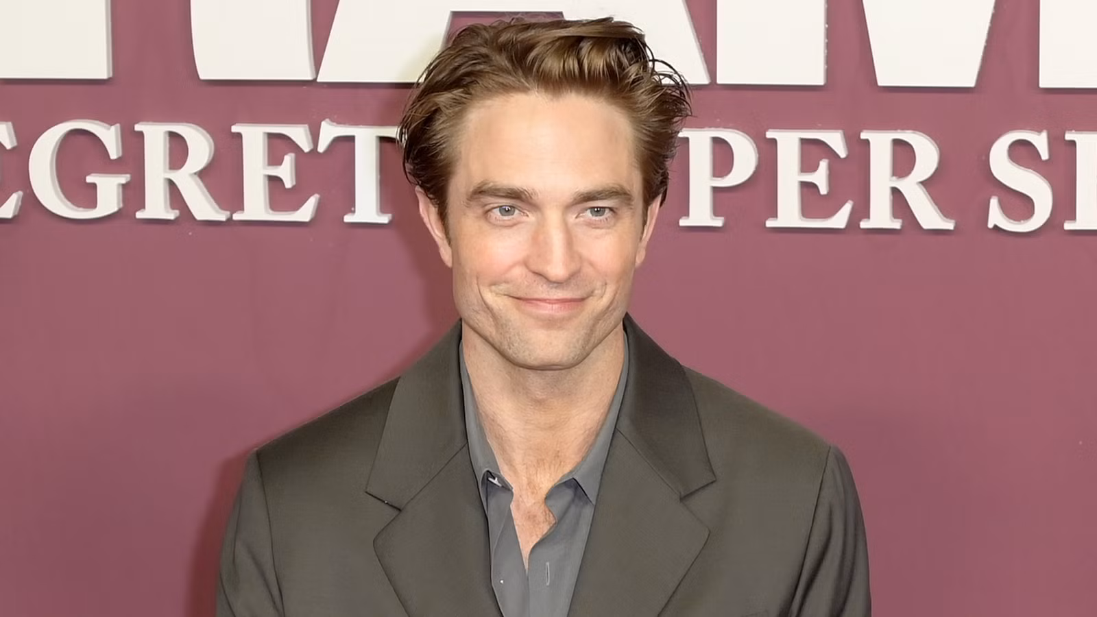 El nuevo thriller A24 de Robert Pattinson basado en una serie de telerrealidad de la vida real tiene fecha de lanzamiento oficial