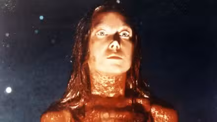 Sissy Spacek como Carrie White en la película Carrie de Brian de Palma de 1976