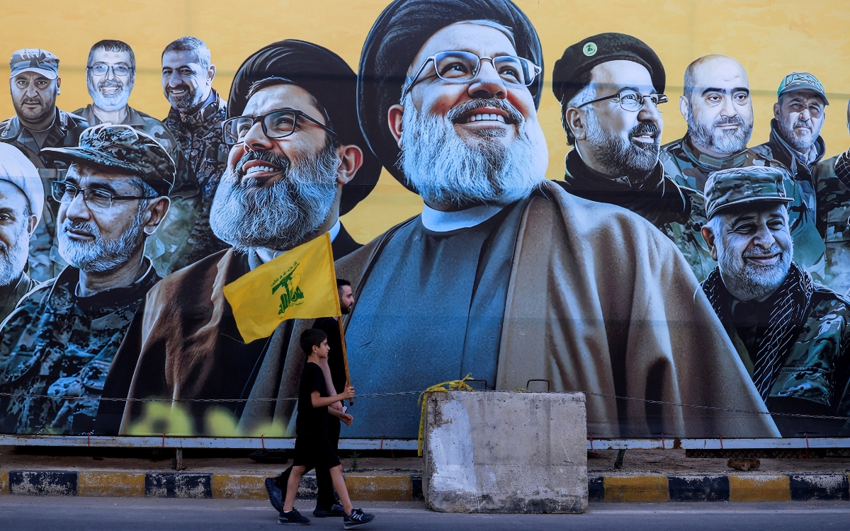 Israel y Hezbolá acuerdan un alto al fuego en Líbano, con el acuerdo EEUU-Irán en vilo