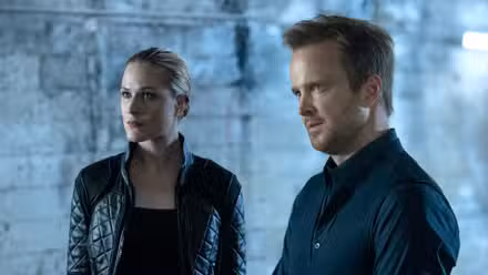 Aaron Paul y Evan Rachel Wood en Westworld