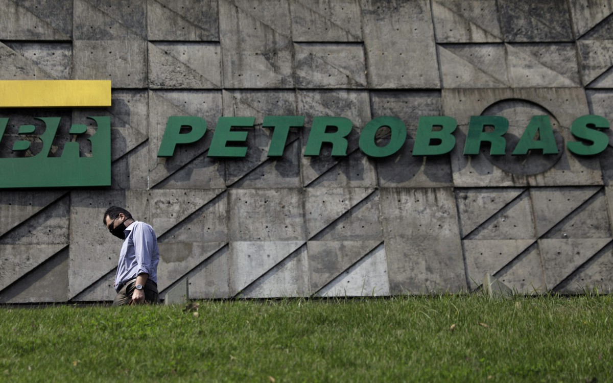 México prepara acuerdo energético con Petrobras