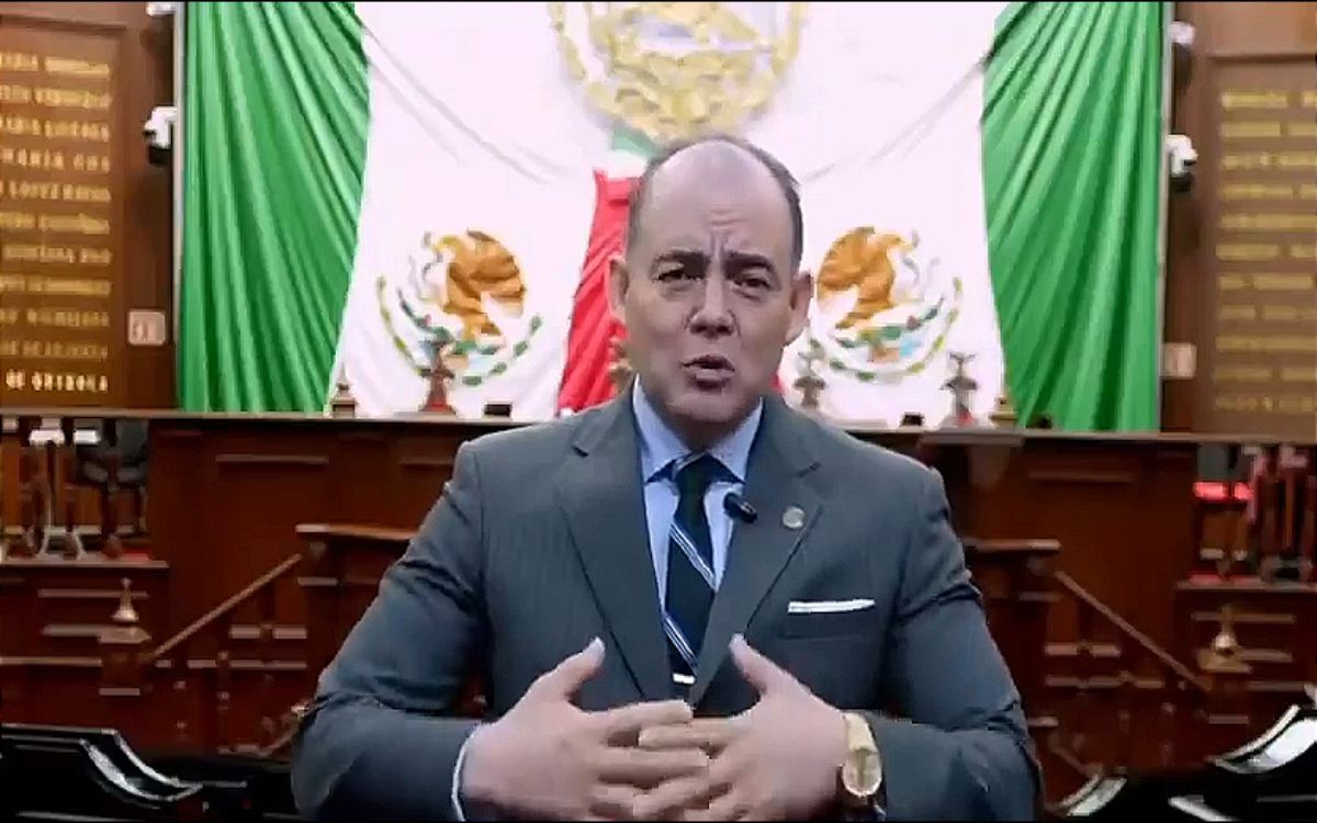 Michoacán | Presidente del Congreso pide disculpa por narcocorrido dentro del recinto