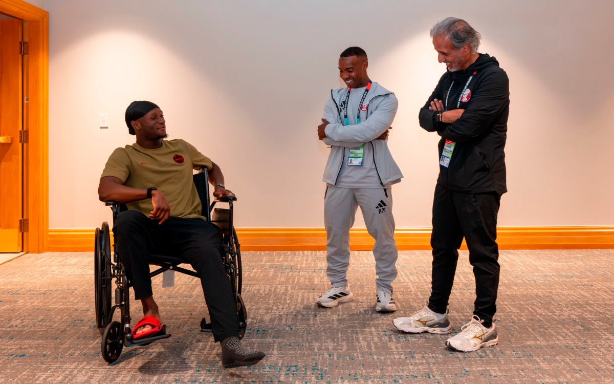 Mundial 2026: Ismaël Koné recibe a delegación qatarí en el hospital | Video