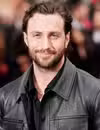 Foto de cabeza de Aaron Taylor-Johnson en el estreno mundial de 
