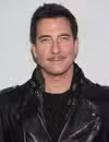 Foto de cabeza de Dylan McDermott