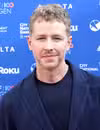 Foto en la cabeza de Josh Dallas