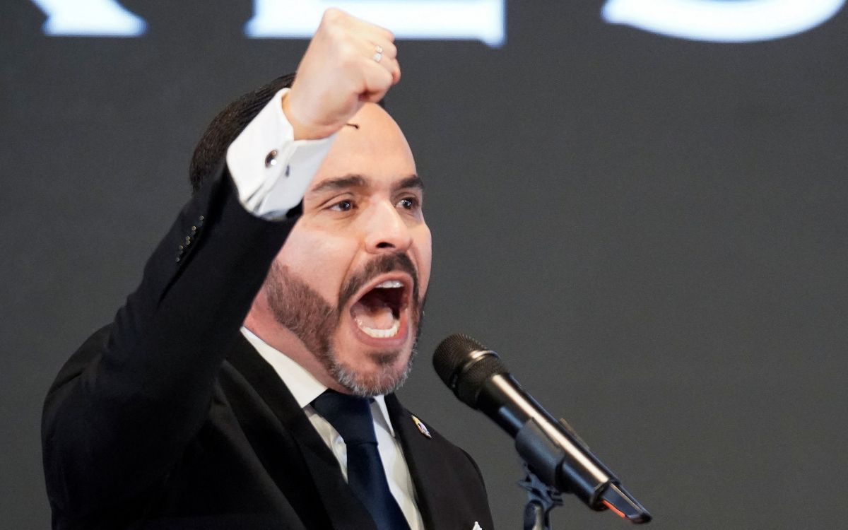 Colombia: De la Espriella pide a Congreso evaluar investidura en cuartel militar
