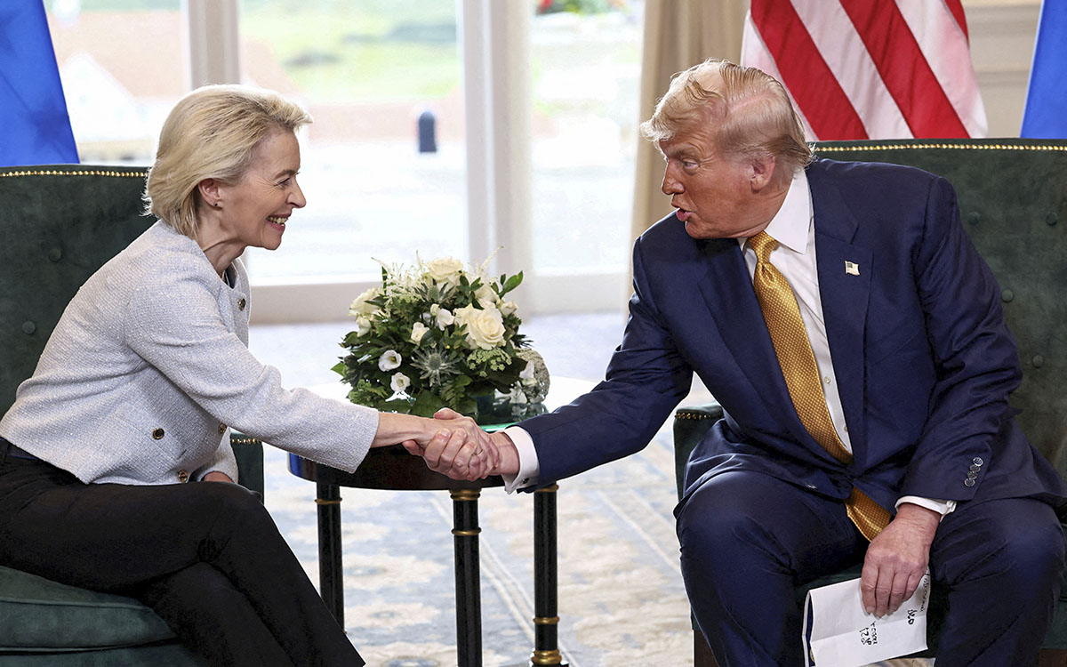 Entra en vigor el acuerdo comercial entre la UE y EE.UU. pactado con Trump